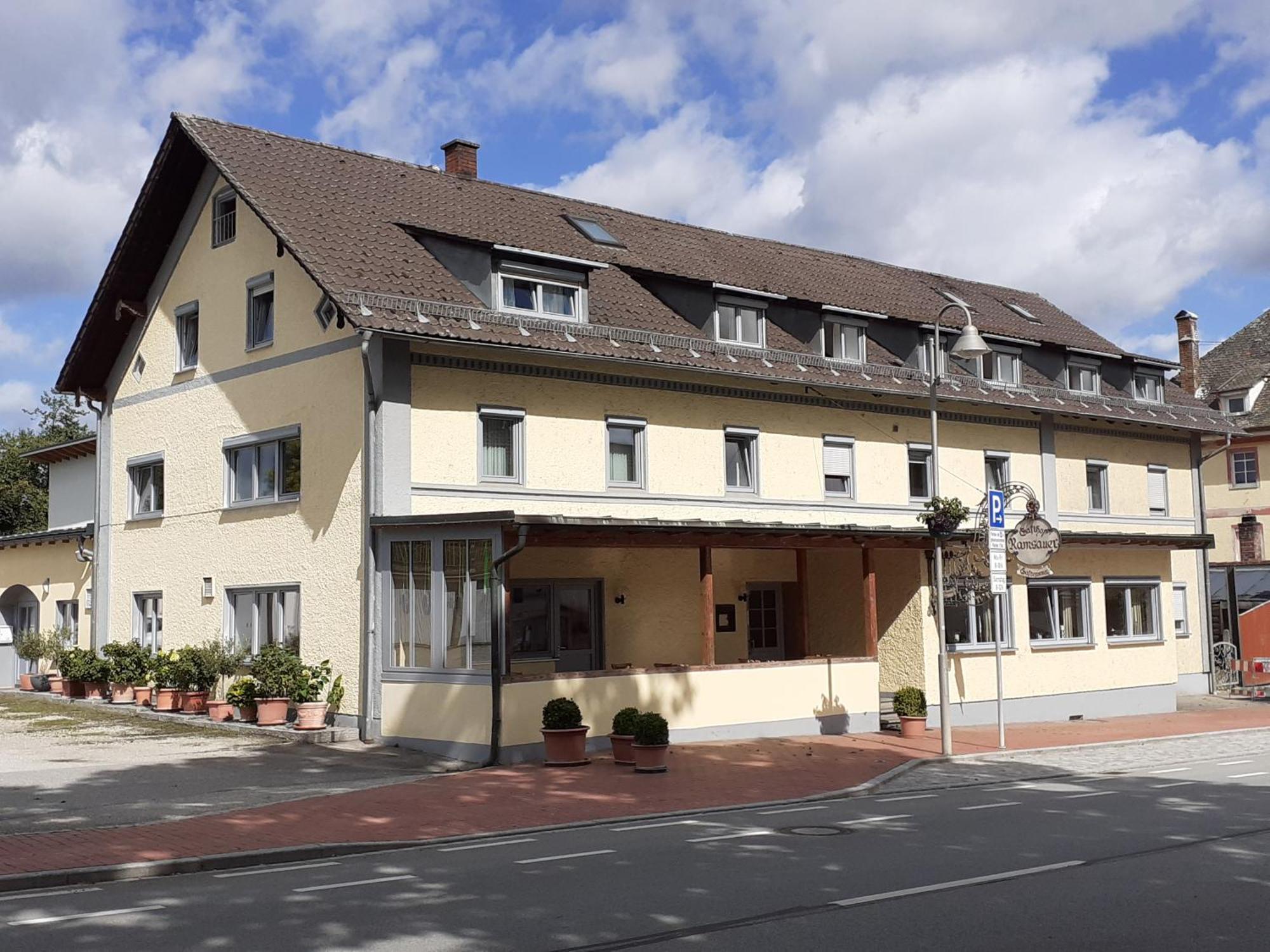 Gasthof Ramsauer Neufahrn in Niederbayern Exterior photo